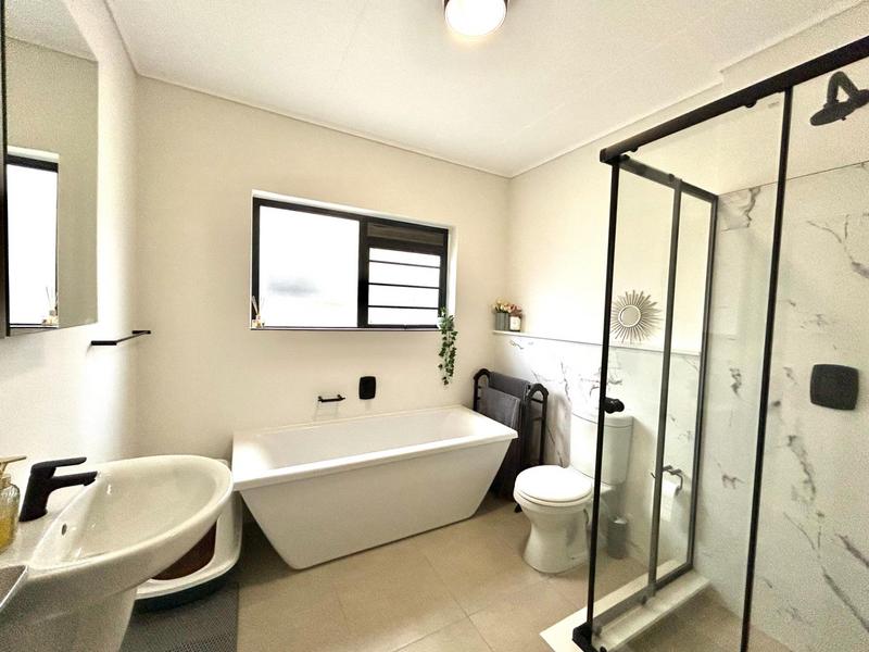 To Let 3 Bedroom Property for Rent in The Huntsman Western Cape